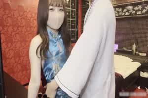 日本旗袍口罩妹诱人的淫叫声  背景图片