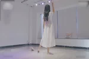 国产麻豆 舞蹈老师的回忆日记  背景图片