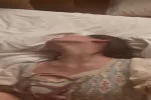 暴力抽插叫到我都射了  背景图片