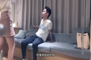 20岁【兼职大学生】听话可爱，小穴粉嫩，口活一流，被疯狂打桩，操得嗷嗷乱叫，顶级服务！重磅推荐！  背景图片