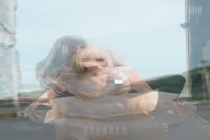 巨乳小只马，白嫩小身板配超色气淫叫，这约的可值了  背景图片