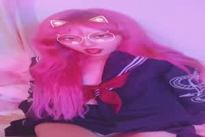 不良少女学生制服给你口交深喉  背景图片