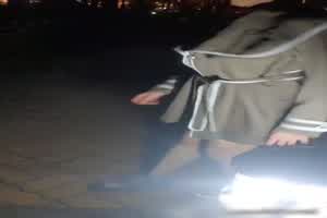 越南眼镜母狗sumslavedog 超喜欢玩约炮3P 拽着两个鸡巴就是舔前后夹击的爆操  背景图片