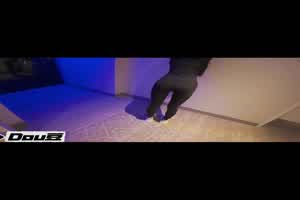 喜欢运动的美女  背景图片