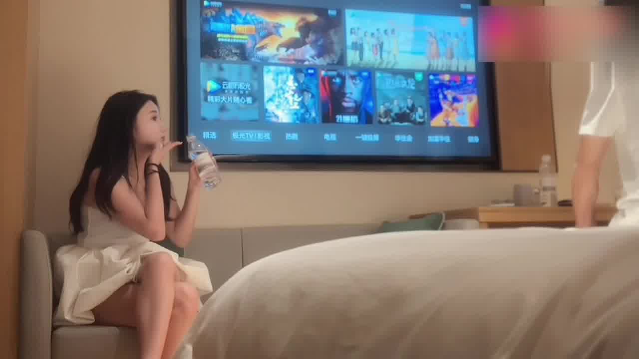  3000约抖音10万粉丝风骚网红 - 哥哥给我，我要 的剧照10