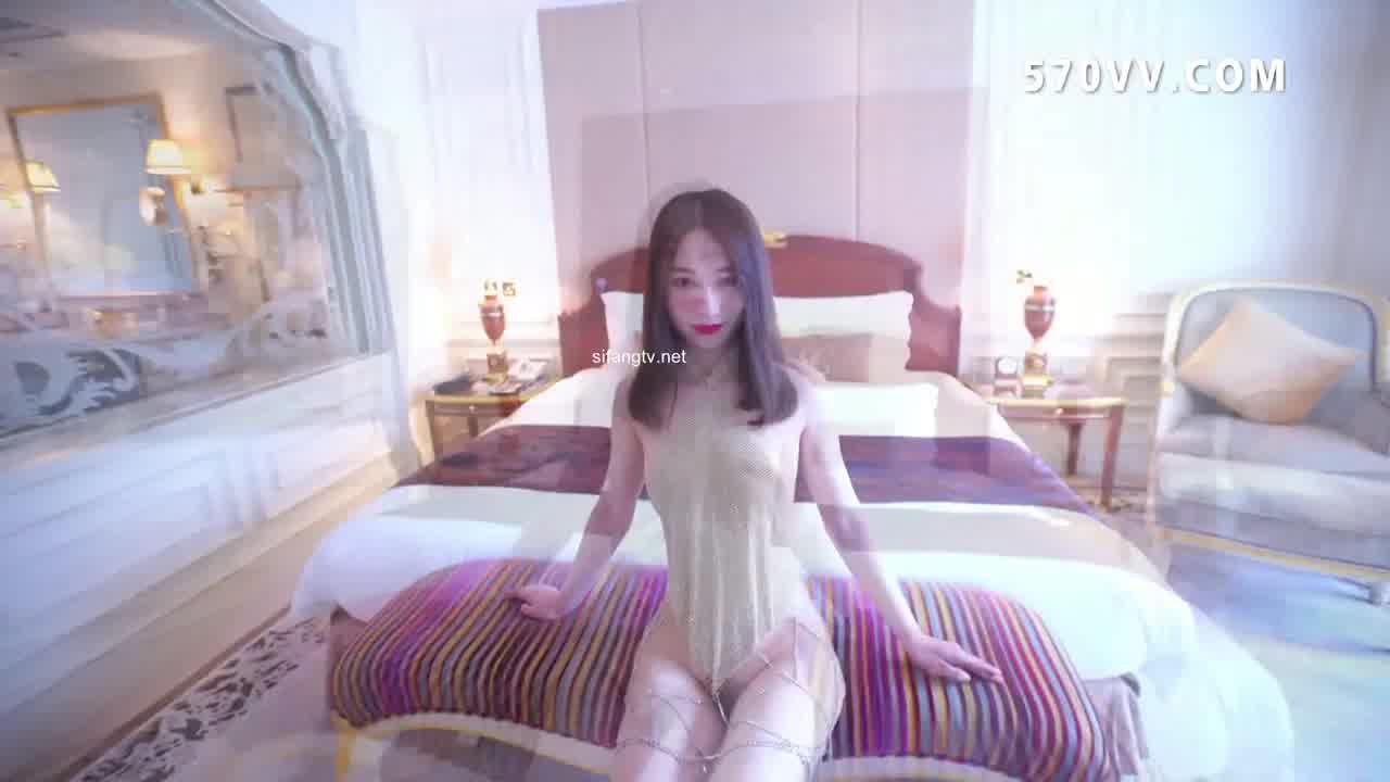  【果哥】小马苏模特椹嫃闪亮钻石 的剧照9