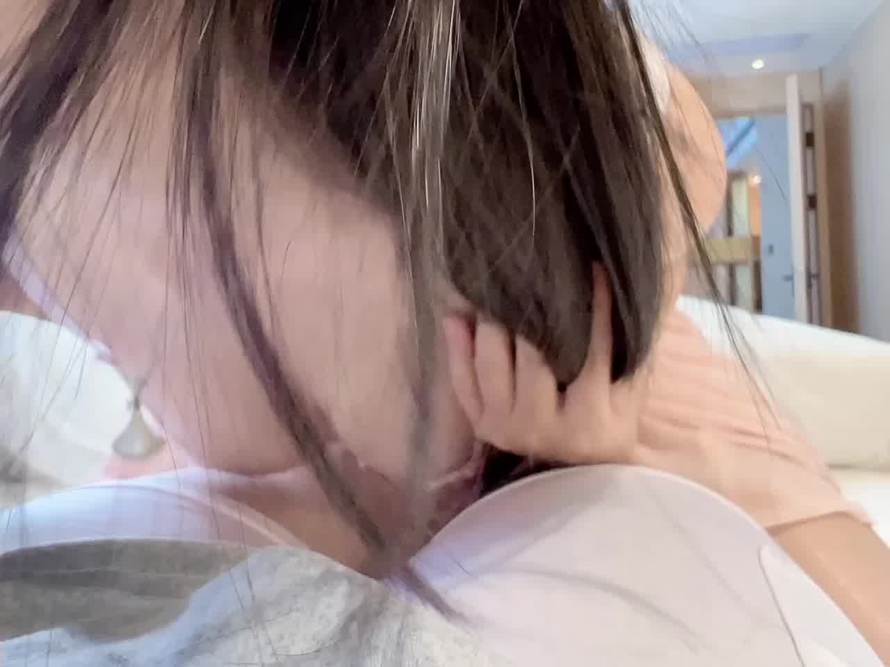  中文字幕 抖娘利世 清晨被仙女口交唤醒 的剧照6