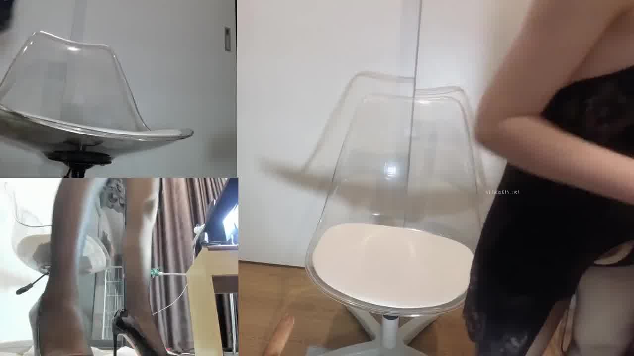  黑丝反差美女 三镜头自慰大秀 炮机内窥镜各种大棒抽插 的剧照10