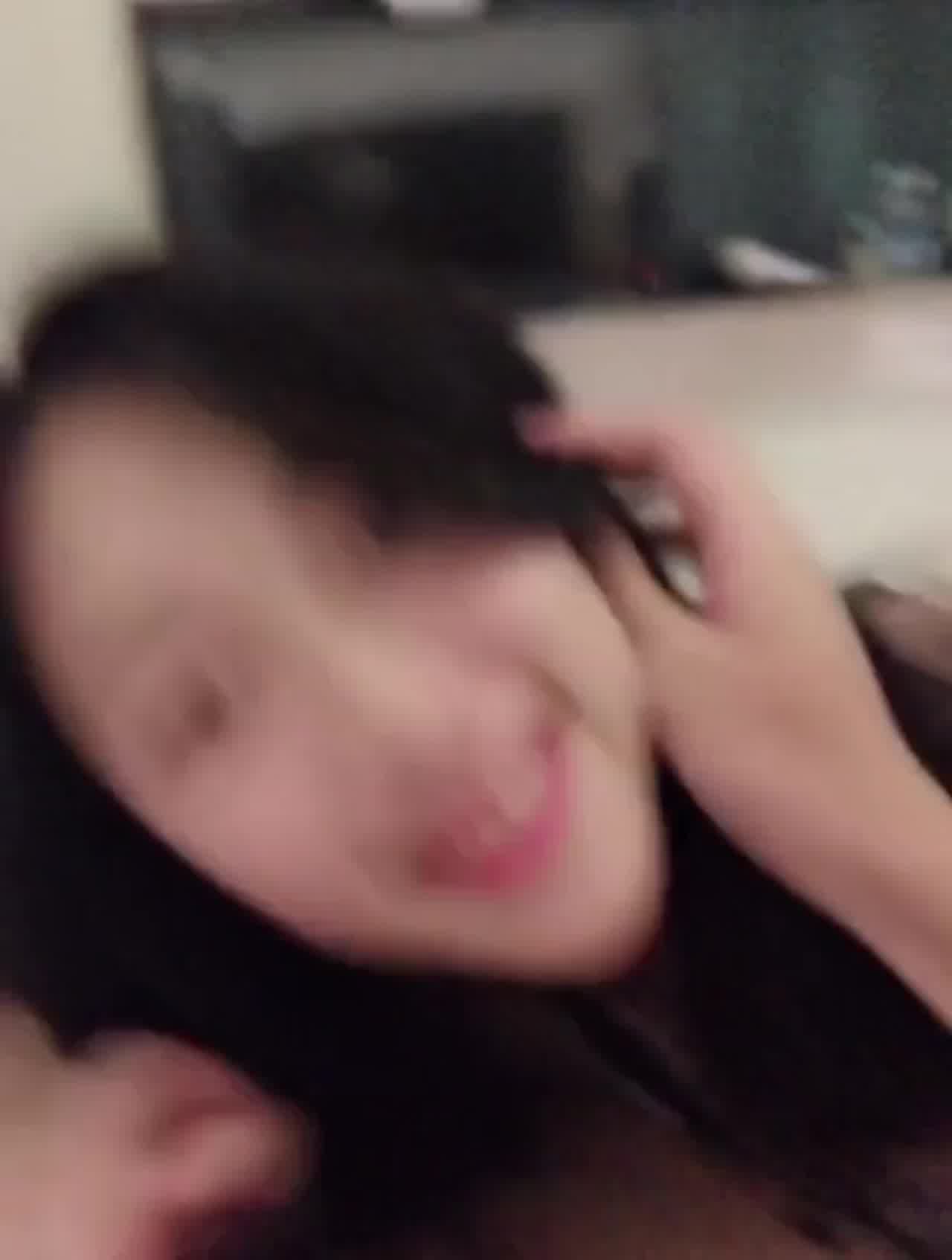  梦幻女友温柔甜蜜的口交 的剧照9