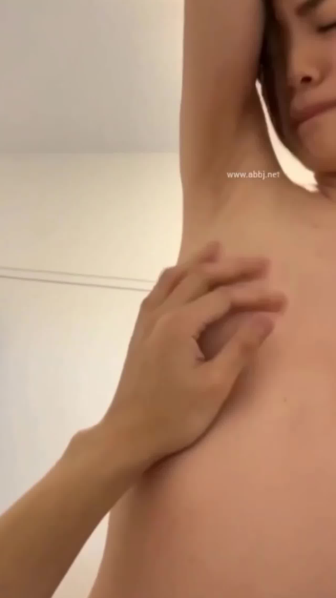  【小编推荐】日本明星橘凛々子模特流出 的剧照8