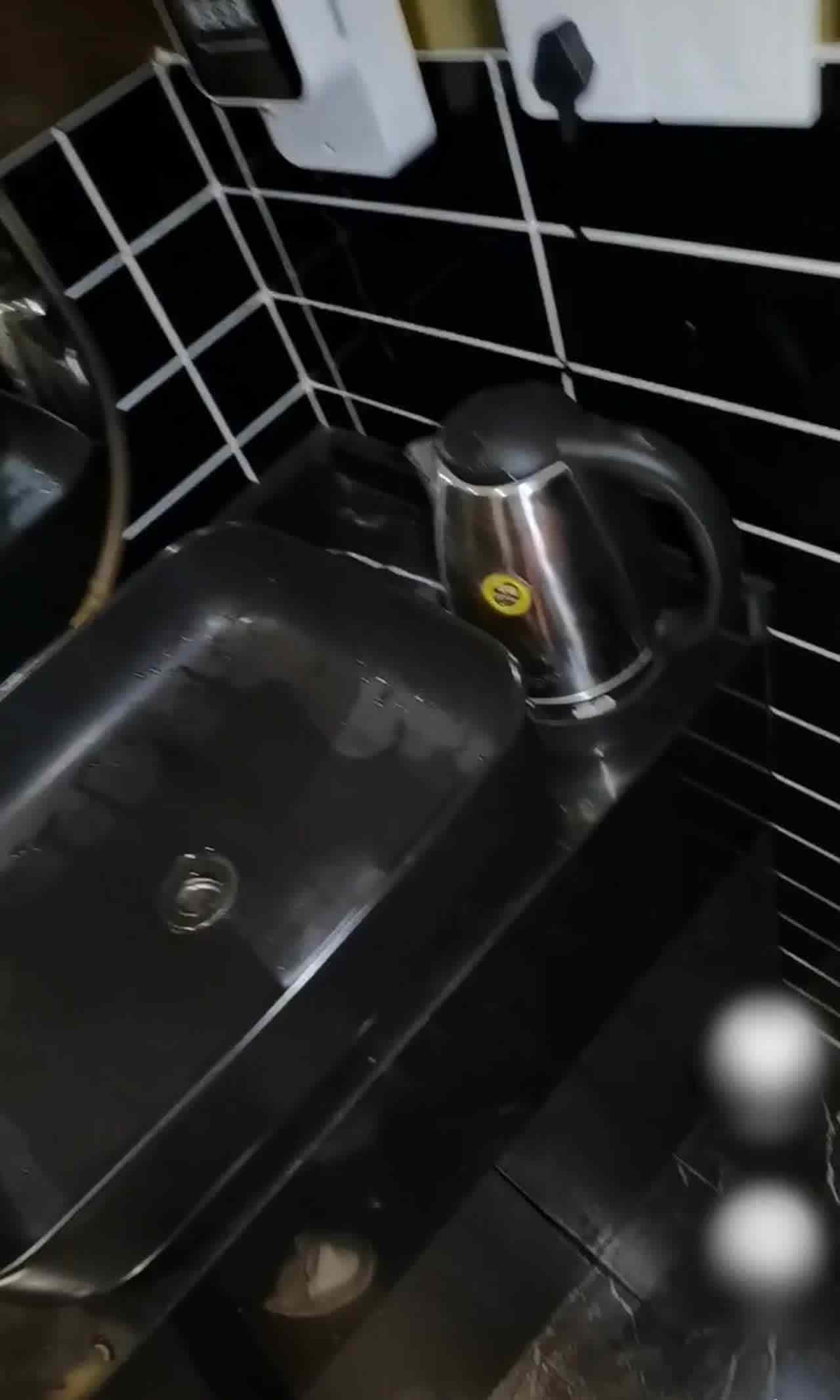  91大神 马尾刚好当扶手日 的剧照8