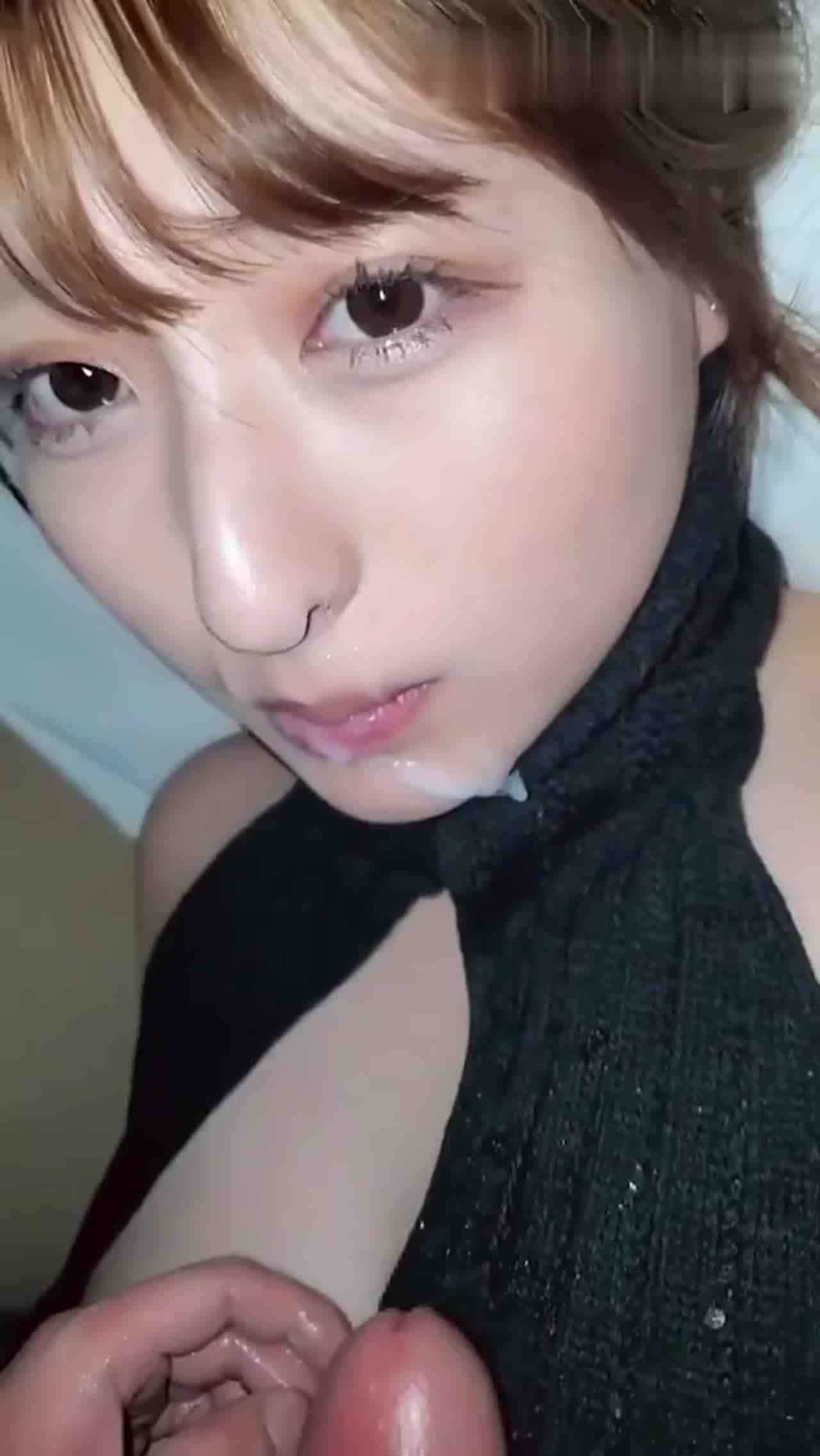  小母狗想品尝经液的味道 的剧照10