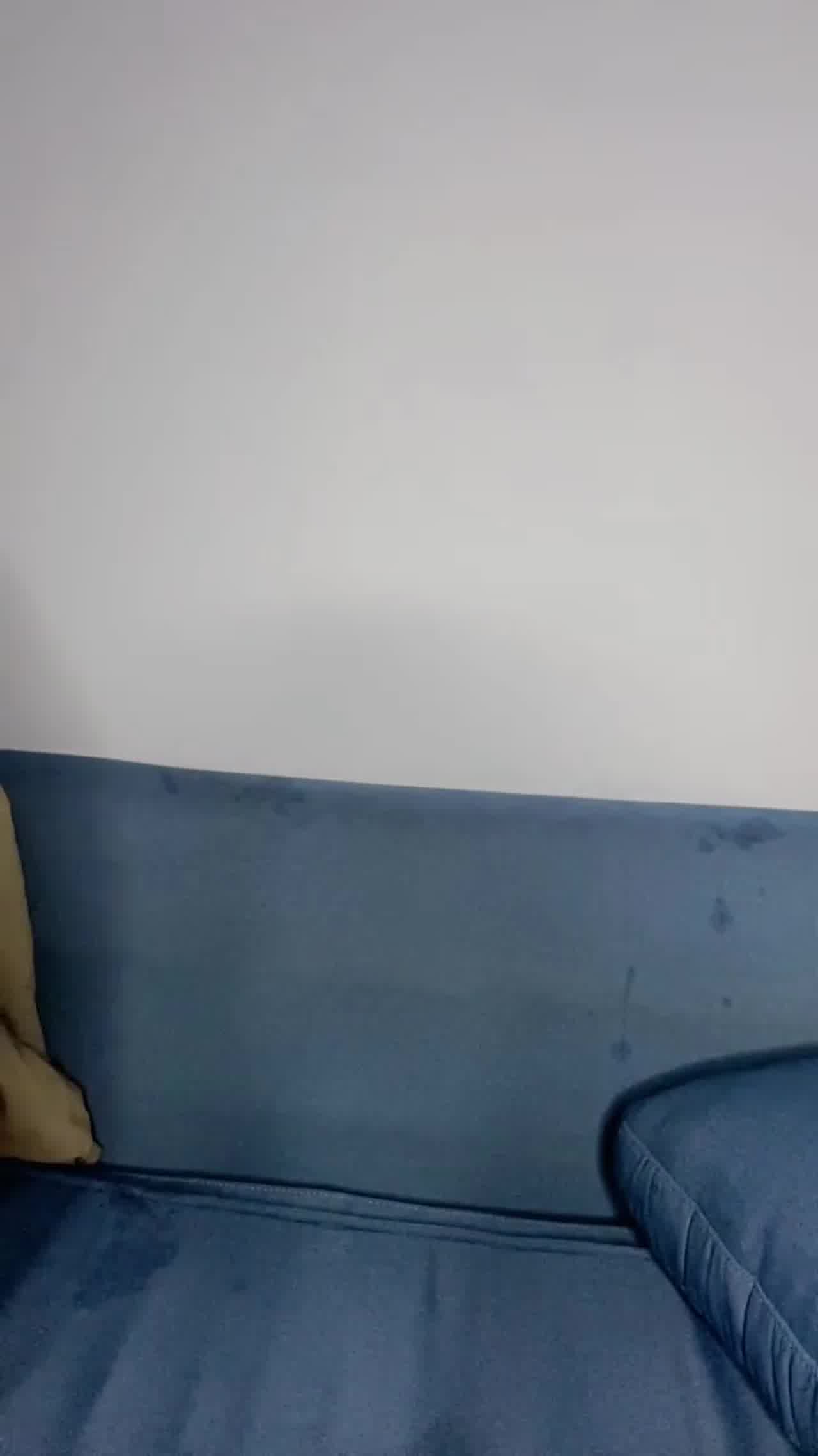  【被问怎么不找真鸡巴？什么鸡巴能在这种口活下坚持5分钟？】这是舔了多少根鸡巴才能练出来的口活 的剧照7