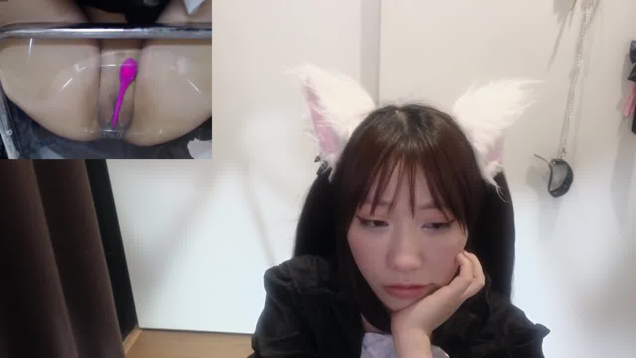  黑丝反差美女 三镜头自慰大秀 炮机内窥镜各种大 的剧照1