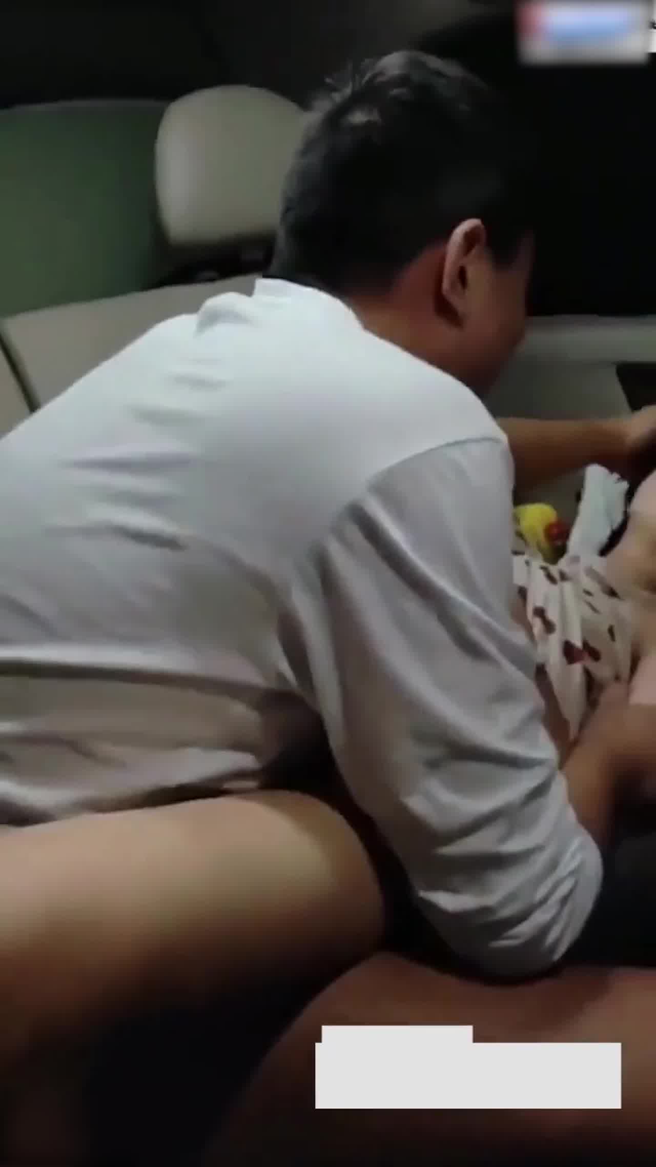  【吃瓜猛料】秦皇岛方潼雪同学聚会多了车震视频劲爆流出 的剧照5