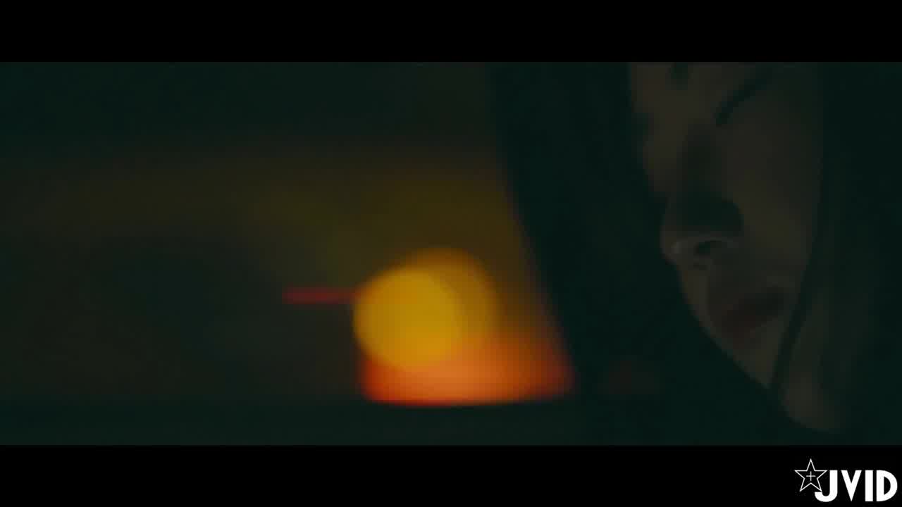  jvid 美乳女神肉包 性爱gber叫车性体验 的剧照4