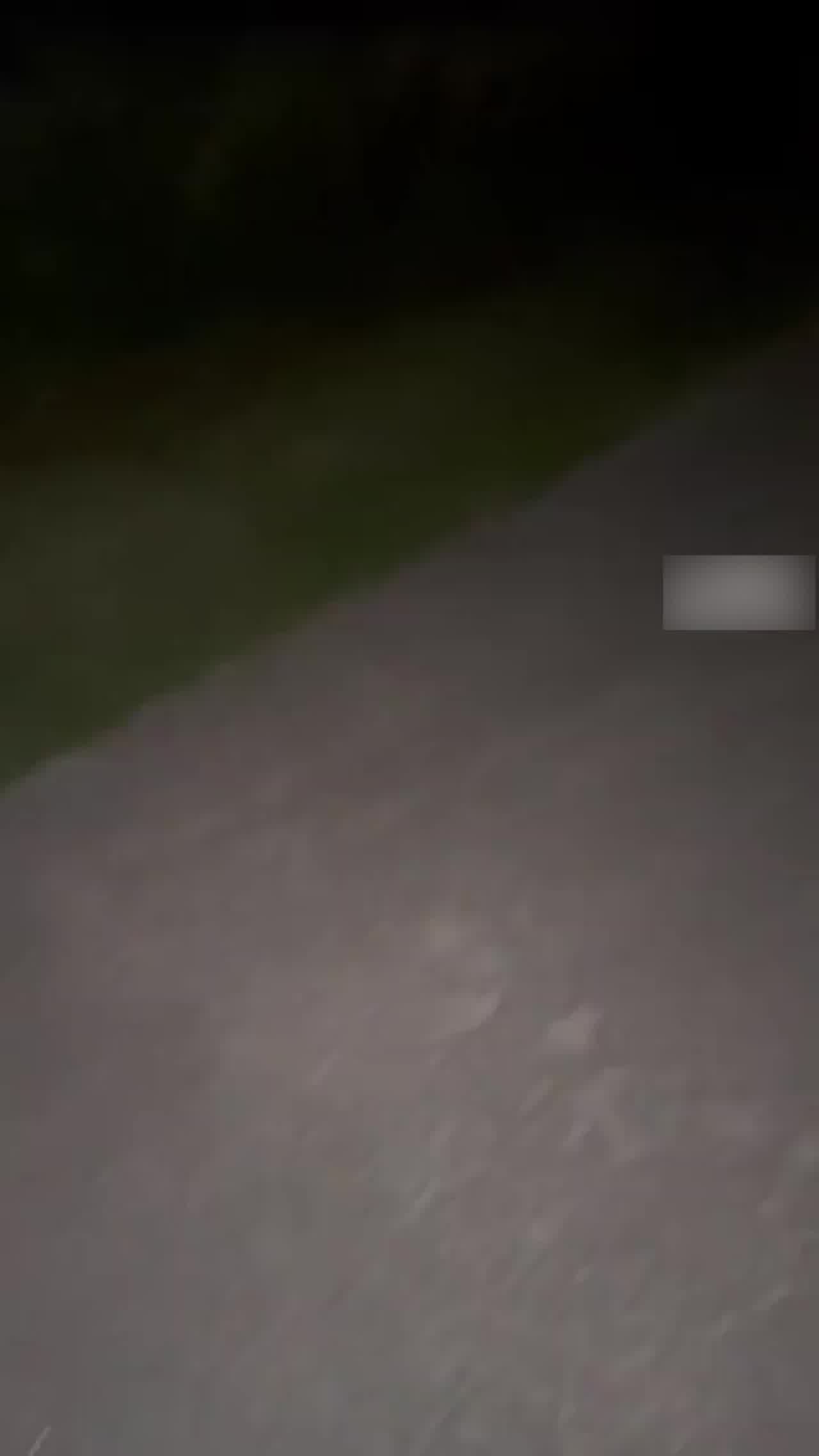  刚脱下的内裤不到十分钟，去捡呀~ 的剧照7