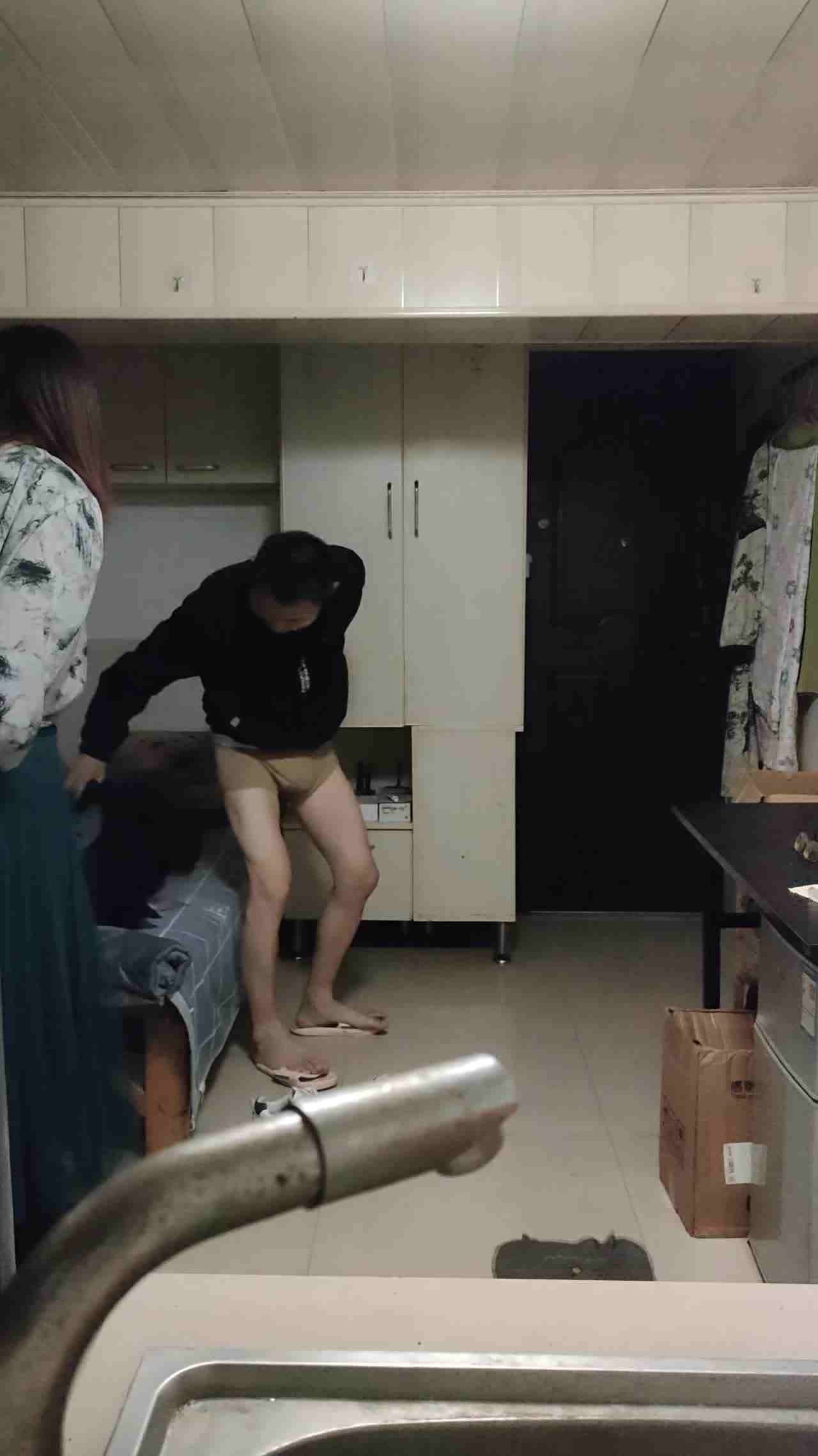  门事件 红姐视频合集 伪娘阿红玩直男系列完整版02 的剧照5