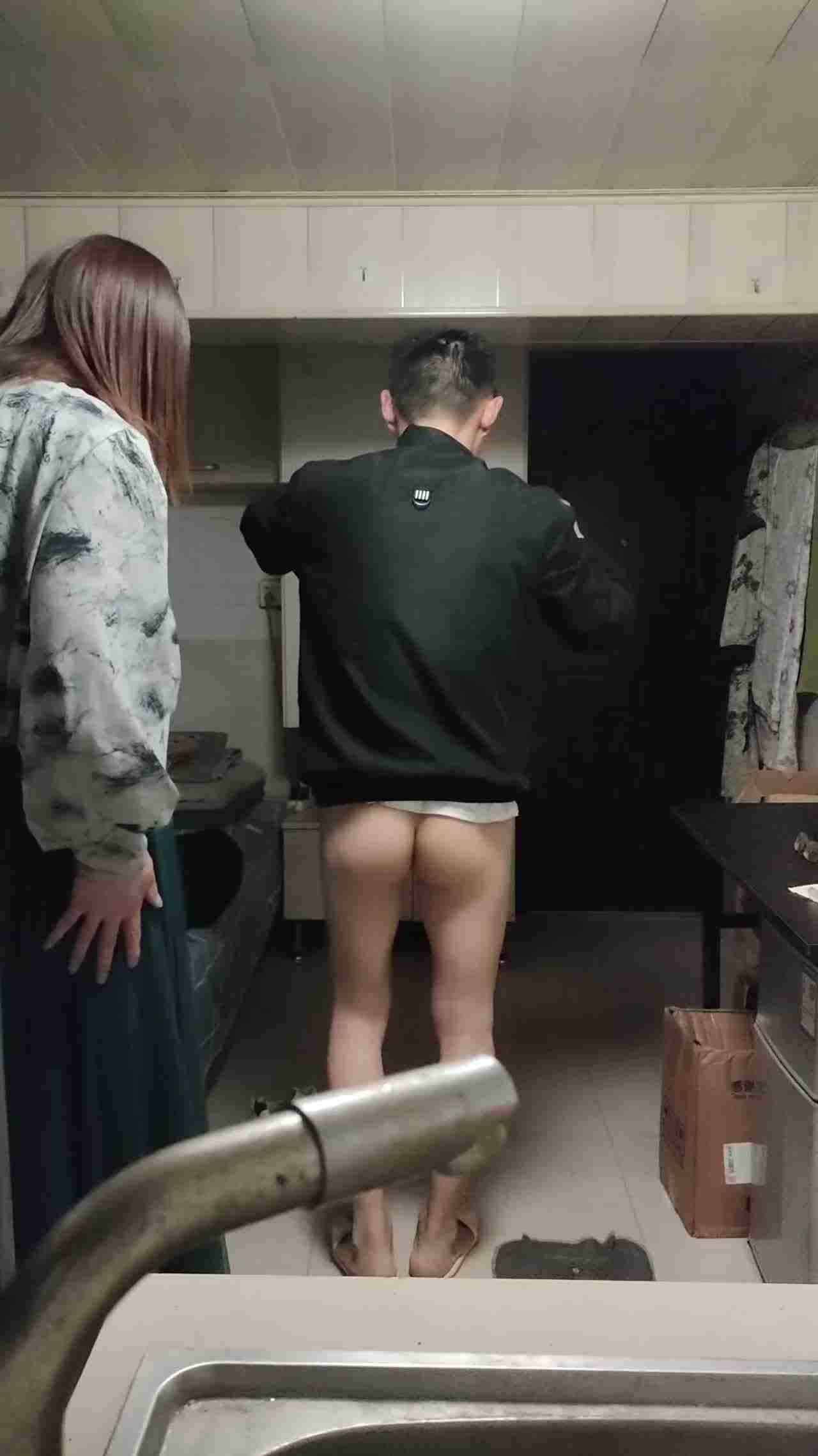  门事件 红姐视频合集 伪娘阿红玩直男系列完整版02 的剧照6