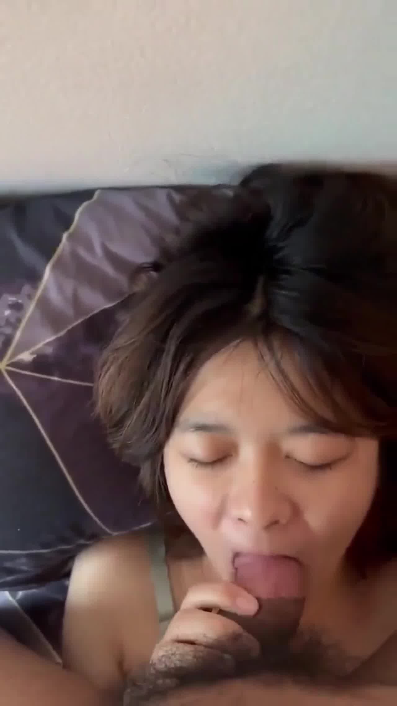  涩涩时女朋友喜欢让我掐她脖子 的剧照5