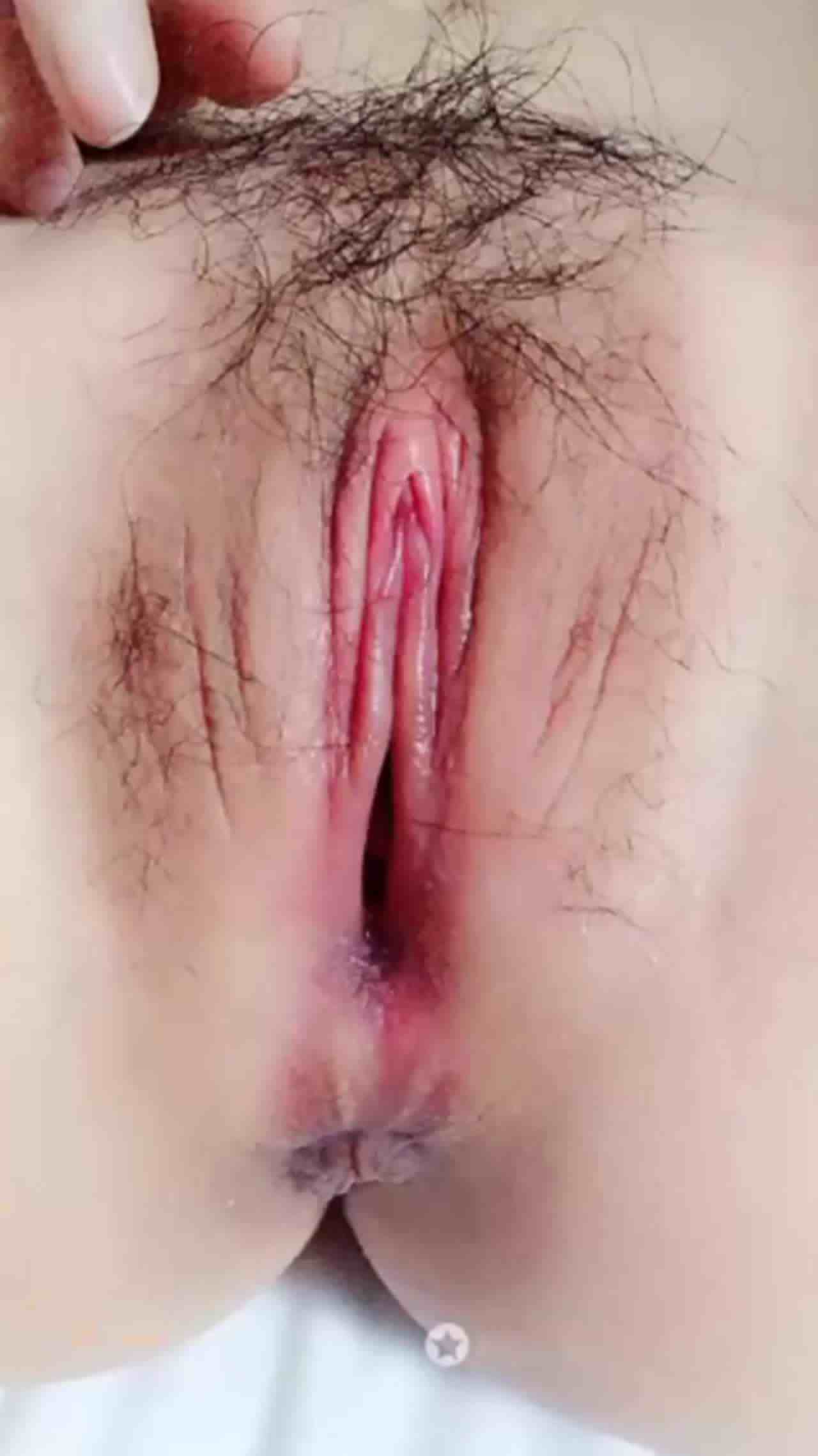  校花级合集精选!清纯女学生甜美笑容下的眉眼娇喘撸点极高不能错过的精彩! 的剧照6