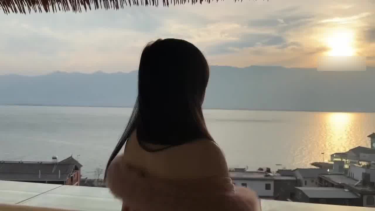  石头剪刀布，赢了由你选哦！对了，不是让你选风景和我 的剧照7