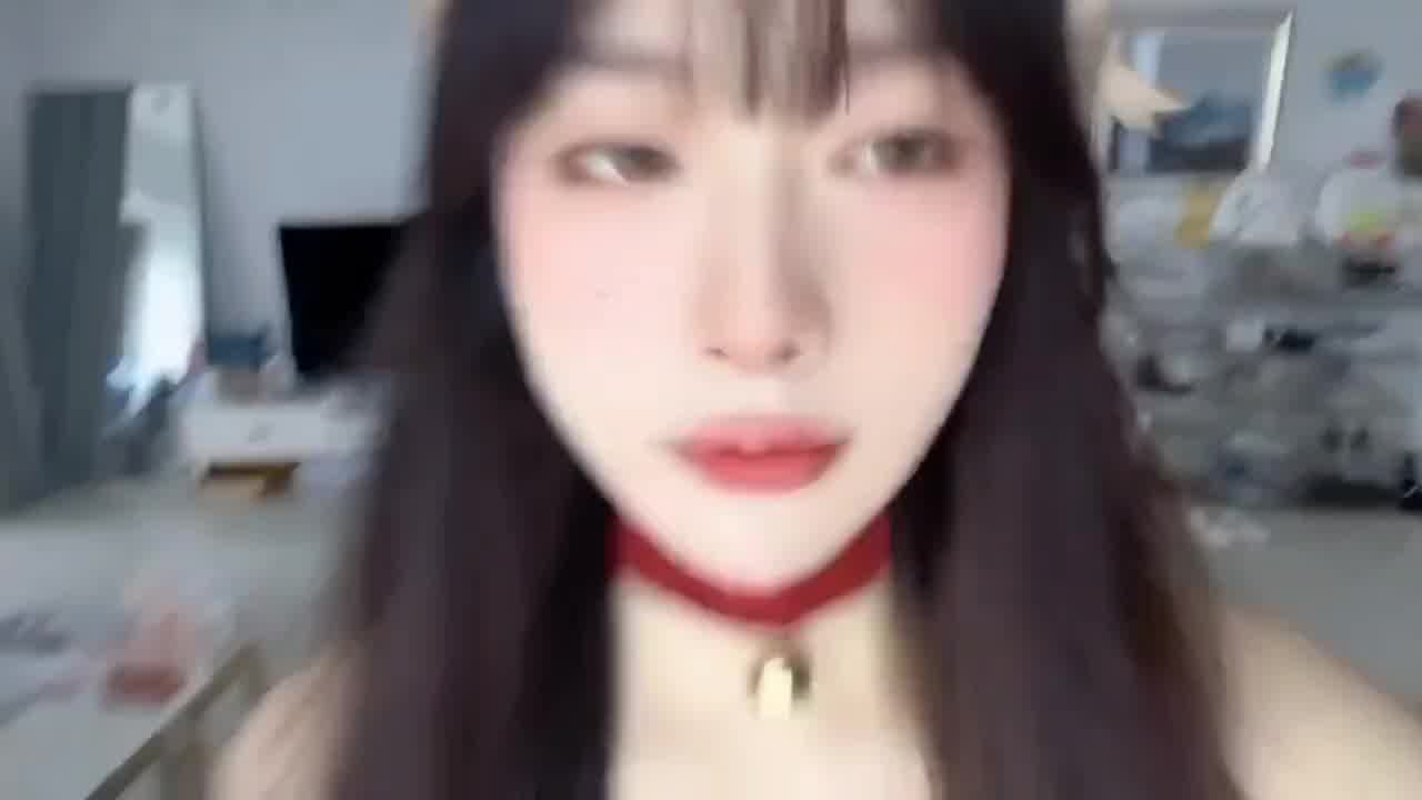  来一起感受一下风情万种的吻，喜欢几号小姐姐扣出来吧！ 的剧照10