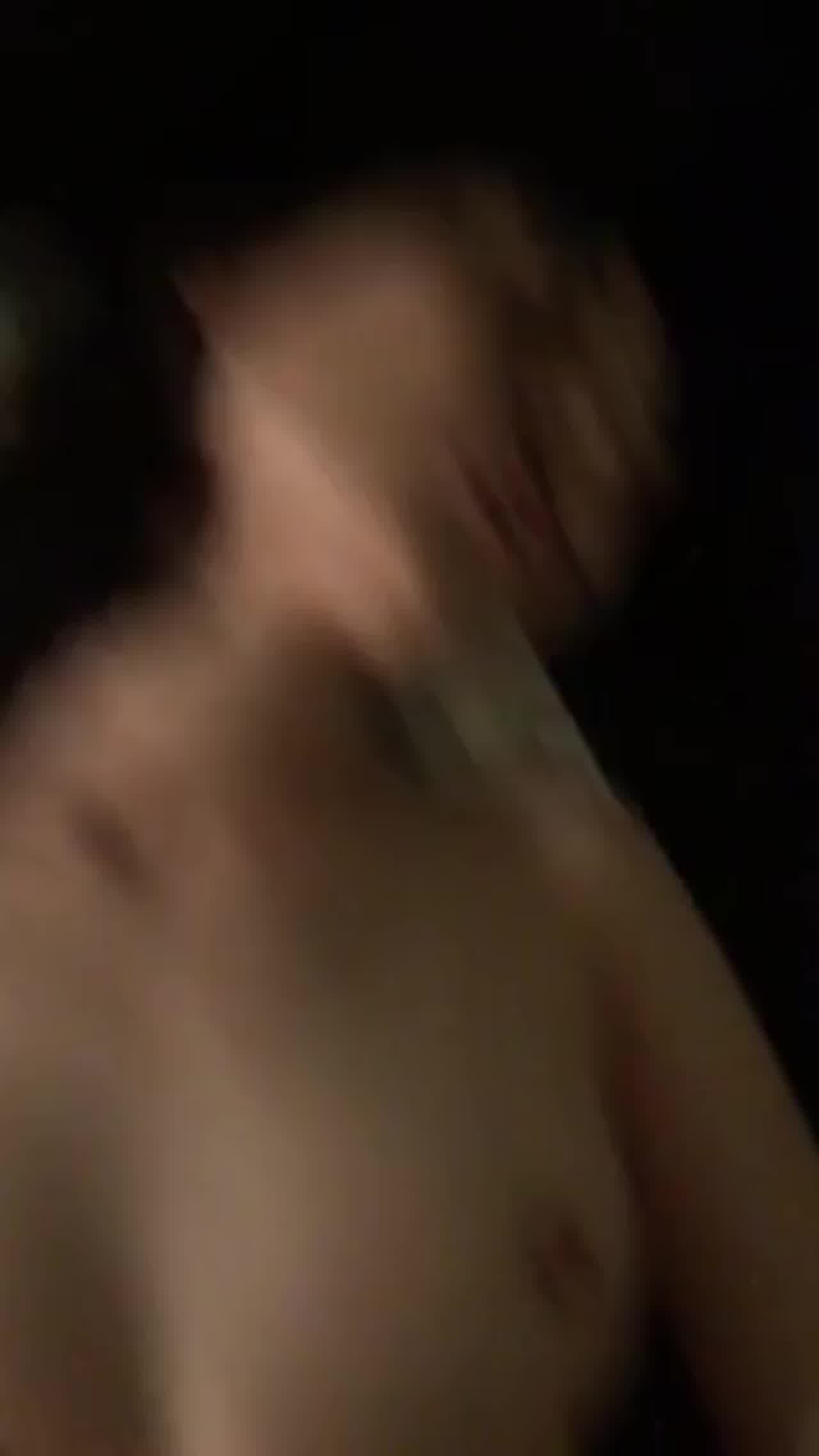  酒吧一条街捡的尸 的剧照3