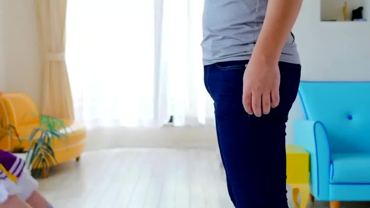  韩国PMV 女团MOMOLAND 声音全开!淫叫声! 的剧照10