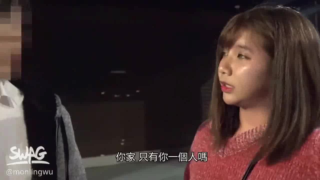  『吴梦梦』和女同事喝酒喝醉带她回家跨上来主动骑乘 的剧照6