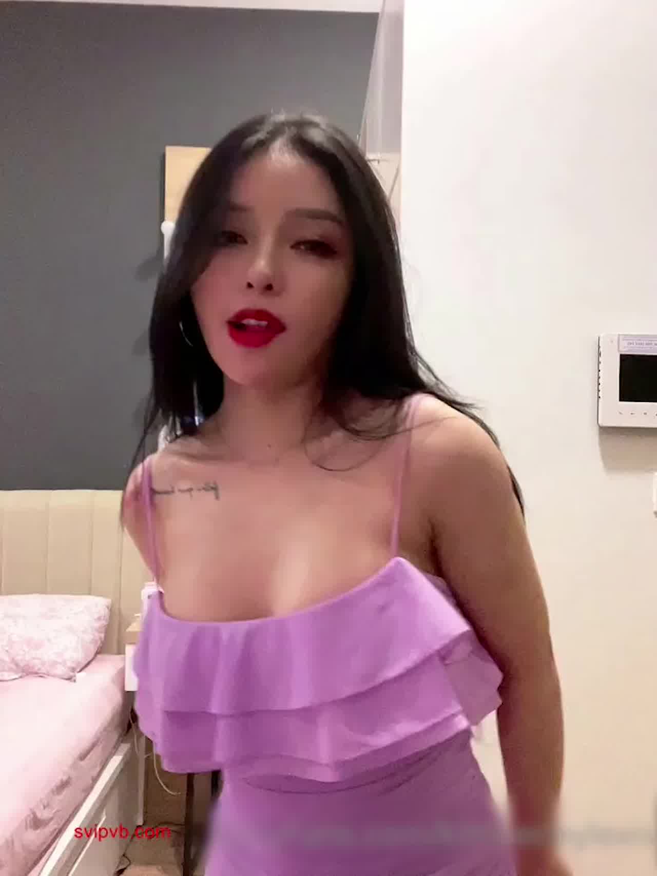  肥臀尤物 模特kimberleylexis诱惑 的剧照7